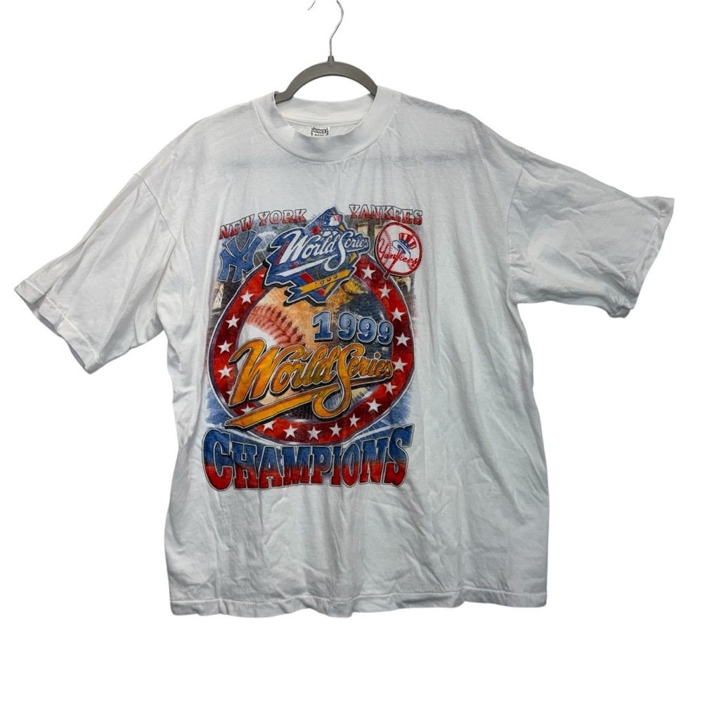 Vintage New York Yankees World Series Champions 1999 Graphic T-Shirt Size L